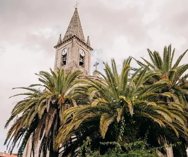 La Iglesia Lägenhet Caldas De Reis